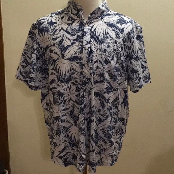 Vineyard Vines Other - Vineyard Vines Floral Slim Fit Tucker Shirt in 100% Blue and White Cotton (XL)